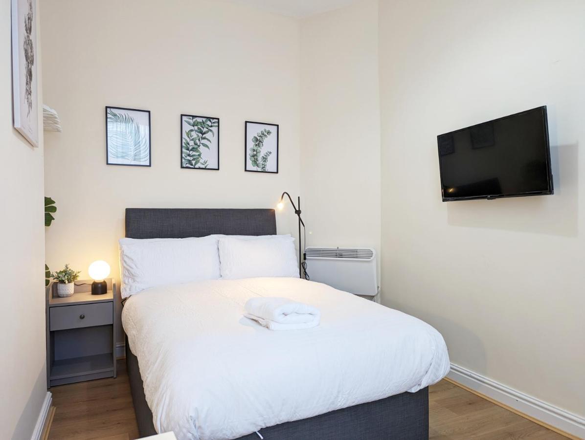 Guest Rooms In Anfiled Near Stadium, Free Parking Liverpool Dış mekan fotoğraf